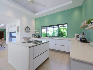 4 Bedroom Villa