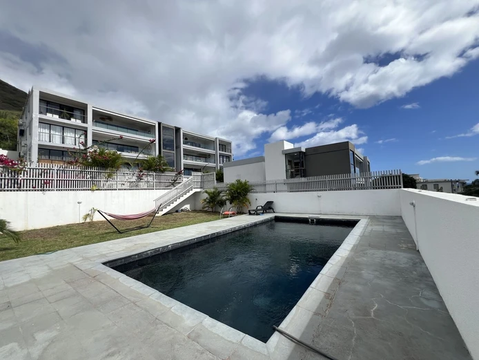 Penthouse de Luxe de 3 Chambres à Vendre à Tamarin | Appartement avec Vue sur l’Océan sur la Côte Ouest de l’Île Maurice