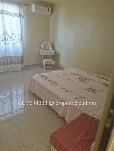 6 Chambres Grande Maison Meublée à Vendre – Trois Bras, Petit Raffray 