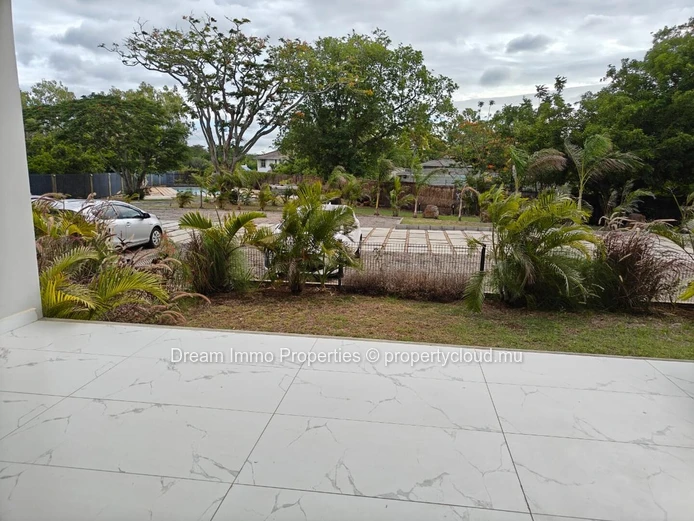 A 400M De La Mer ! Penthouse Moderne Vue Mer Avec Toit Terrasse A Grand Baie – Ile Maurice
