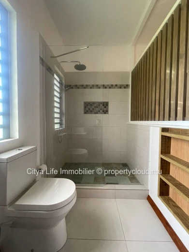 Maison 3 chambres avec piscine privée à vendre à Grand Baie