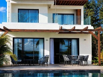4 Bedroom Villa