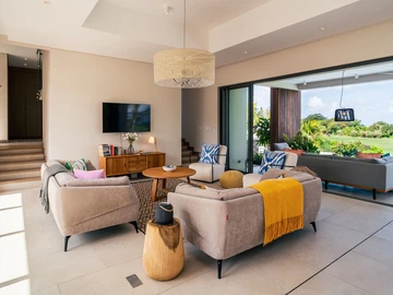 4 Bedroom Villa