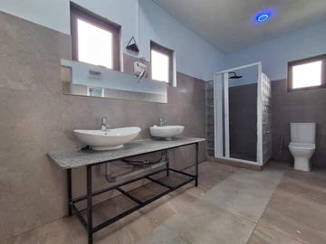 Appartement de 4 Chambres