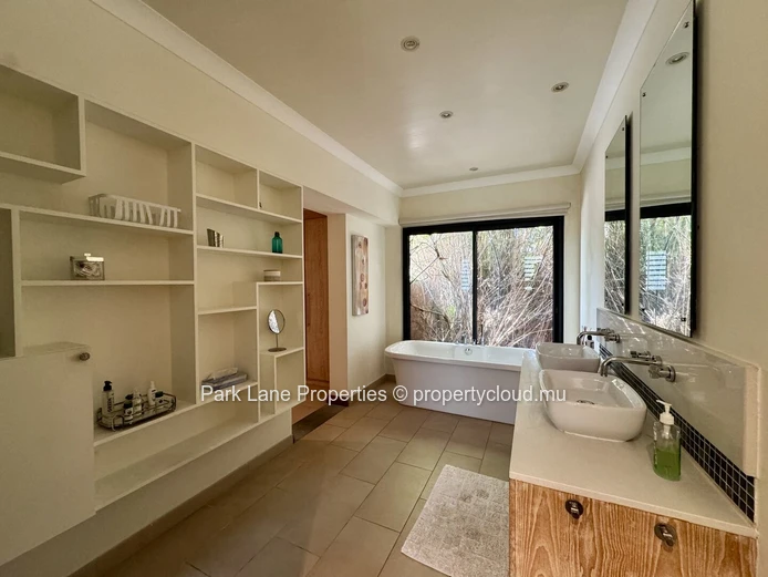 Villa au coeur de la nature en parfait oasis