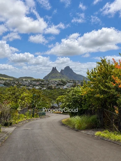 1,056 Sqm / 278 Toises Plot For Sale | La Vanille, Floréal | High End Gated Development | Amazing View | Rs 11M