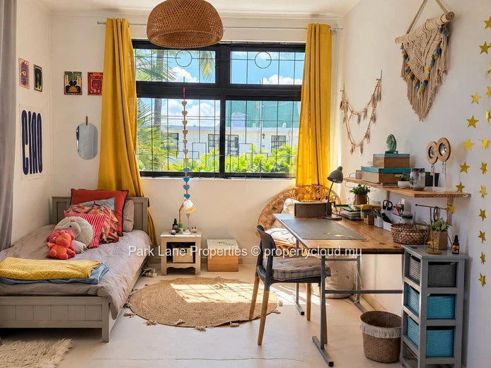 Spacieuse maison de 4 chambres avec piscine et grand jardin