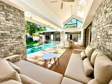 4 Bedroom Villa