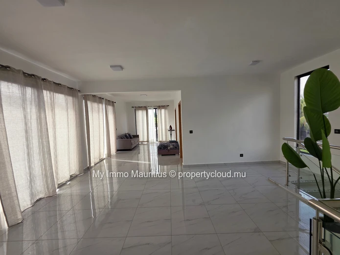 New Contemporary Villa In Grand Baie