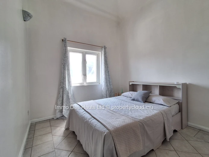 3 Bedroom Apartment fully furnished for long term rental Curepipe 
