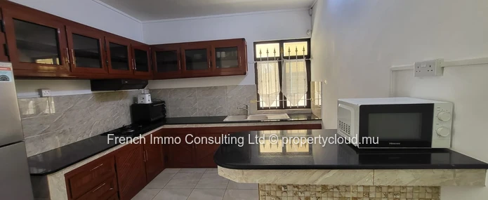 Villa 4 chambres plus jardin et piscine a pereybere