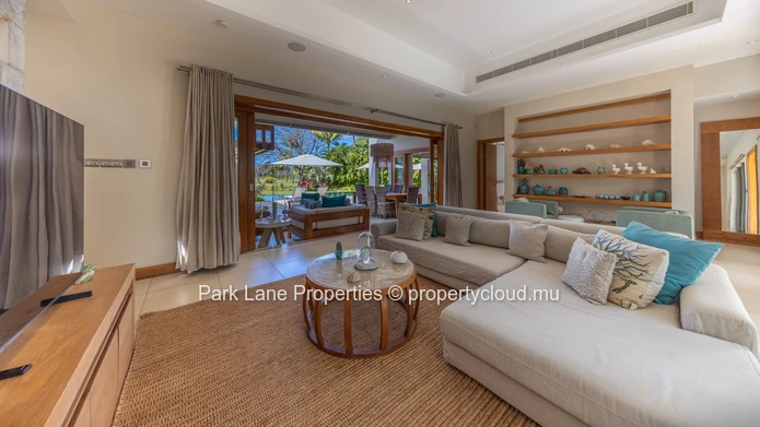 Villa de 4 Chambres à Vendre à Anahita Resort avec Piscine Privée et Jardin Paysager