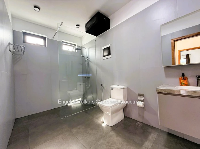 Brand-New 3-Bedroom Villa in the Heart of Grand Baie