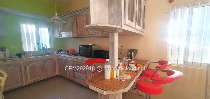 Maison de 3 chambres récemment rénovée avec vue imprenable à louer à Flic en Flac 