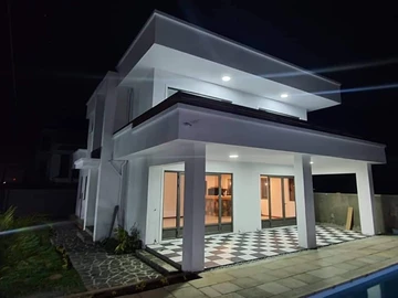 4 Bedroom Villa