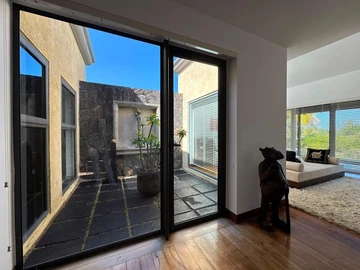 7 Bedroom House