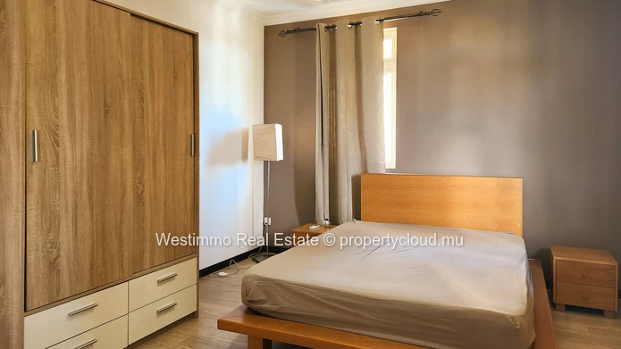 Renovated 3-bedroom apartment for rent in the heart of Tamarin