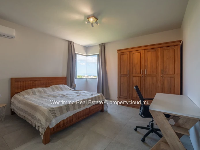 Furnished apartment for rent in Flic en Flac with rooftop