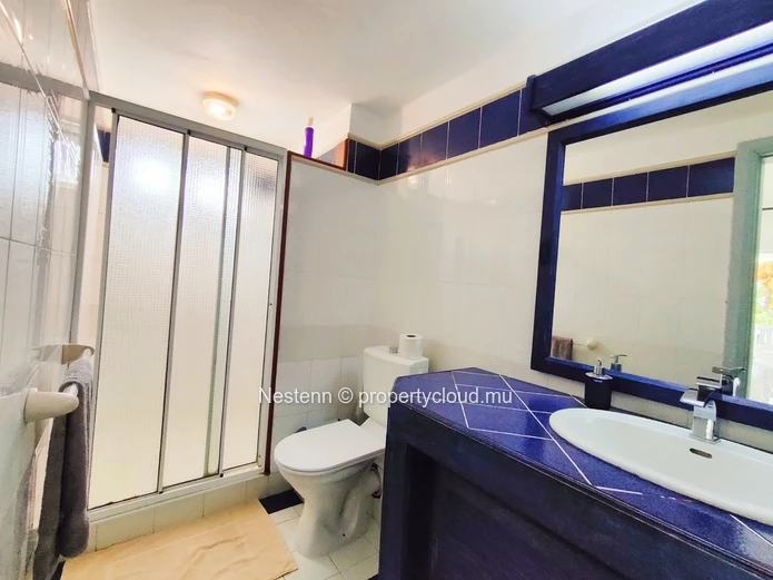 4-bedroom townhouse on beachfront 