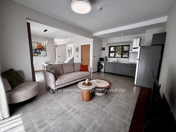 Brand-New 2-Bedroom High-End Duplex With Private Garden – Pereybère