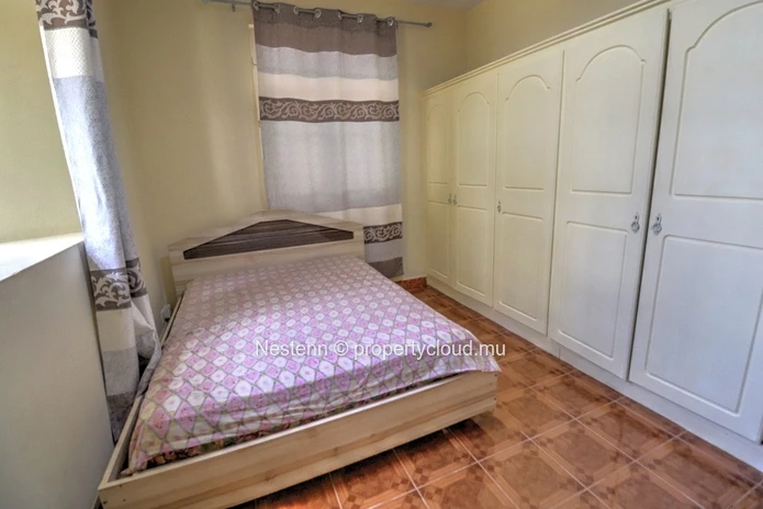 Maison au  rez-de-chaussée avec 3 chambres