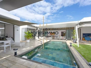 4 Bedroom Villa