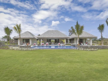 4 Bedroom Villa