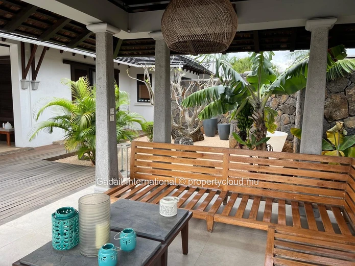 For Sale an Exceptional Villa at Tamarina Golf Resort in the West of Mauritius – Elegance and Tropical Art of Living