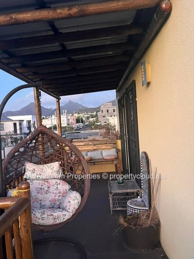 À VENDRE –  Maison à étage - Coromandel