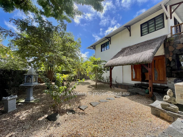 Exceptional Luxury Villa in Poste de Flacq
