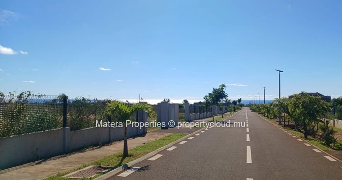 Terrain résidentiel de premier choix à vendre dans la communauté sécurisée de Magenta Parkside