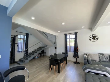 5 Bedroom Villa