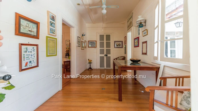 Propriété Coloniale d’Exception au Cœur de Port-Louis