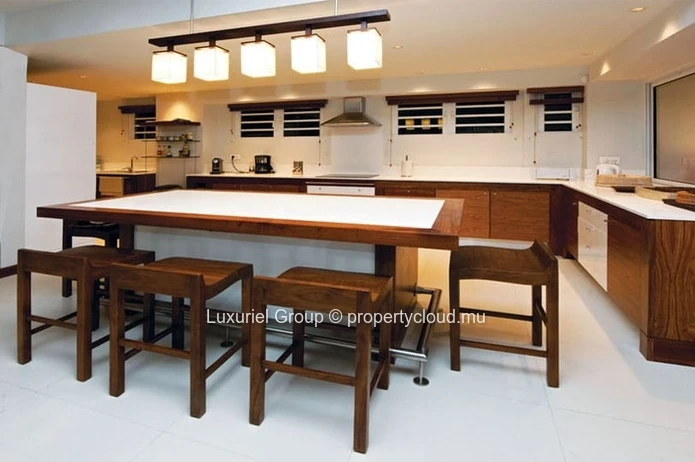 Exclusive Beachfront Villa For Rent – Pointe Aux Canonniers, Mauritius