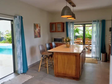5 Bedroom Villa