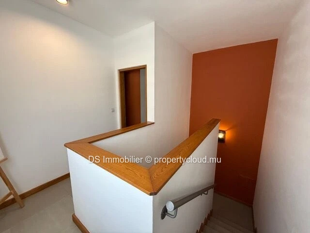 À VENDRE – Townhouse -3 CHAMBRES EN SUITE À PÉREYBÈRE – ACCESSIBLE AUX ÉTRANGERS