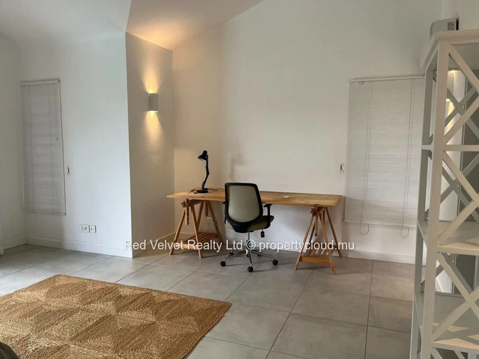 Exclusive 3-Bedroom Villa for Rent in Tamarin