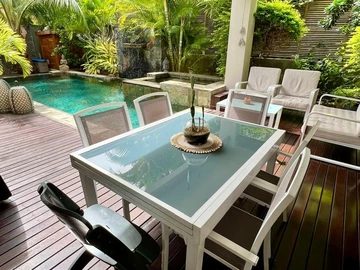 5 Bedroom Villa