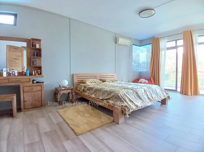 Maison de 3 chambres entièrement meublé en vente Grande Rosalie Mapou 