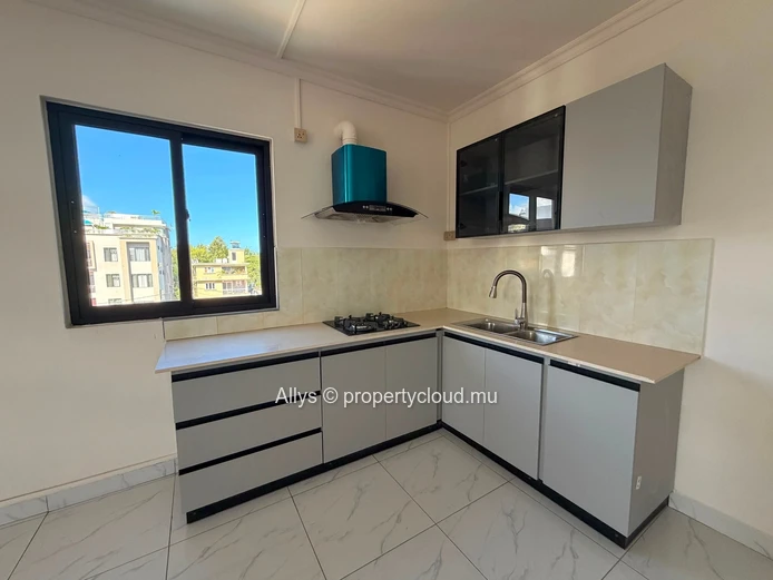 2 bedroom Modern Apartment