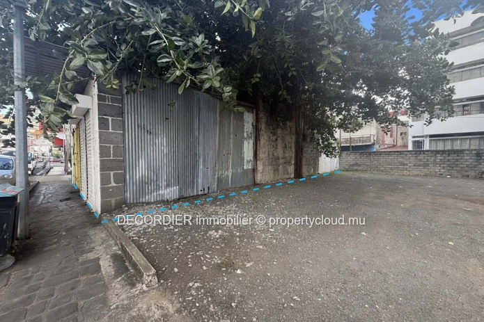 Land for Sale – Port Louis