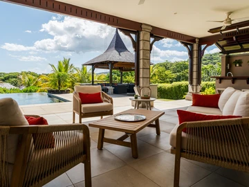 4 Bedroom Villa