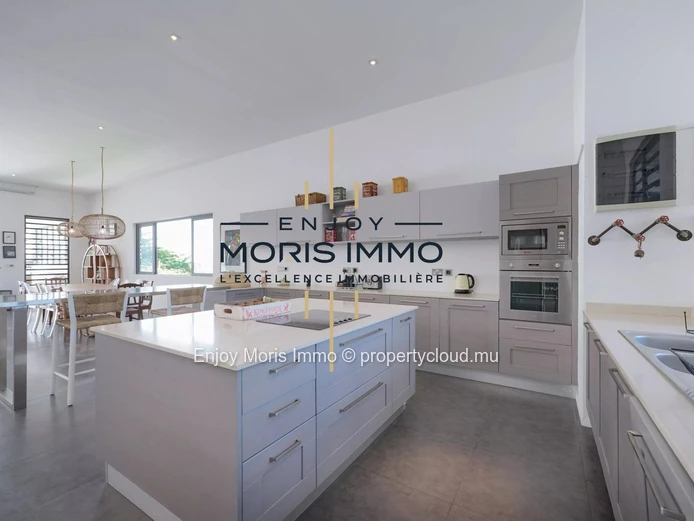 Penthouse d’exception VUE MER et pieds dans l'eau