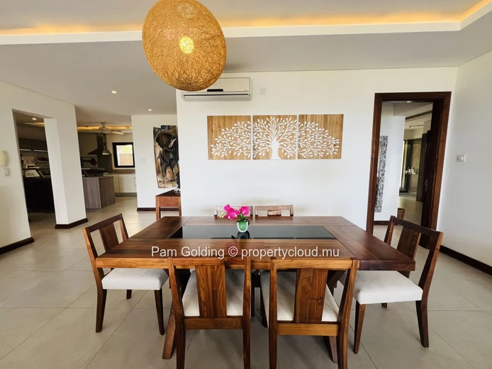 Appartement de 3 Chambres en Suite à Tamarin – Vue Panoramique sur l’Océan