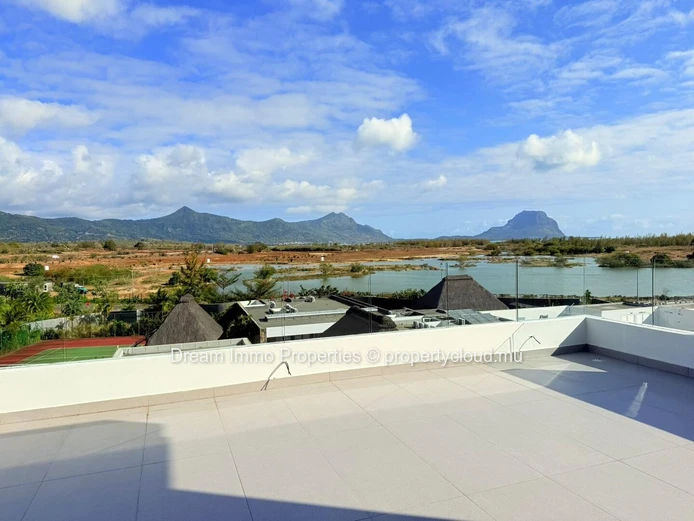 Magnifique Penthouse Vue Mer & Montagne Avec Acces A La Plage – Ile Maurice