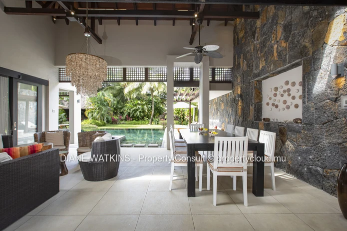 For Sale - Luxurious 5-Bedroom Villa in Anahita’s Lunea Neighbourhood