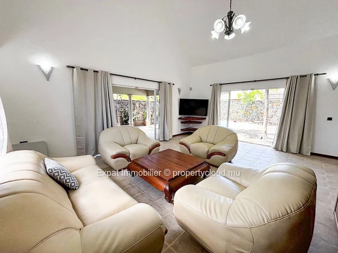 4-Bedroom Villa With Pool And Large Garden – Pointe Aux Canonniers