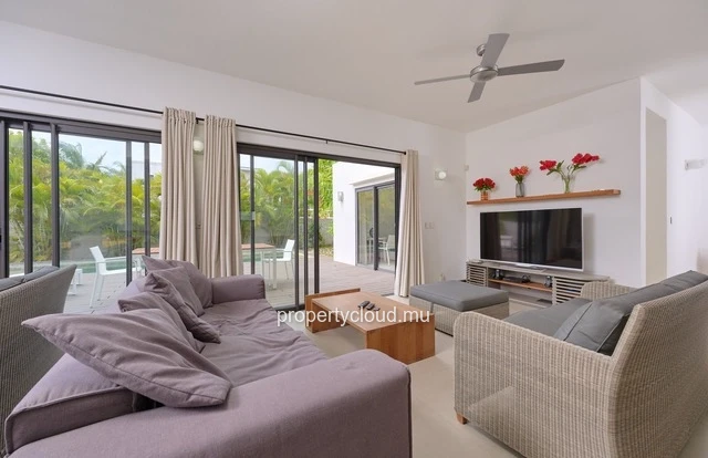 FOR RENT, 4-bedroom villa – Trou aux Biches, 3 minutes from the beach