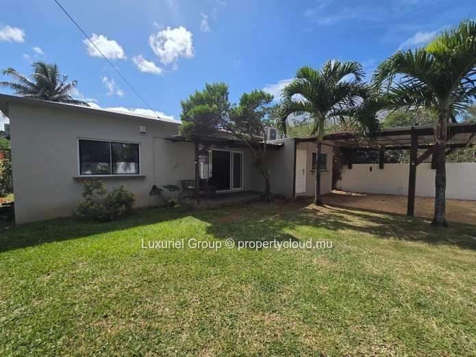 Villa For Rent In Pointe Aux Cannoniers – 4 Bedrooms With Private Pool