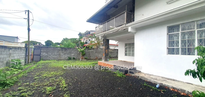 Maison à Vendre – Rose Hill | 8 Chambres 